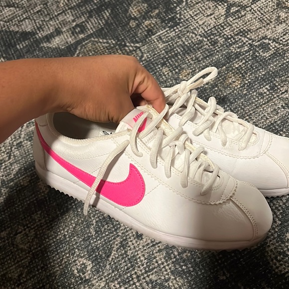 Nike | Shoes | Nike Hot Pink Cortez 